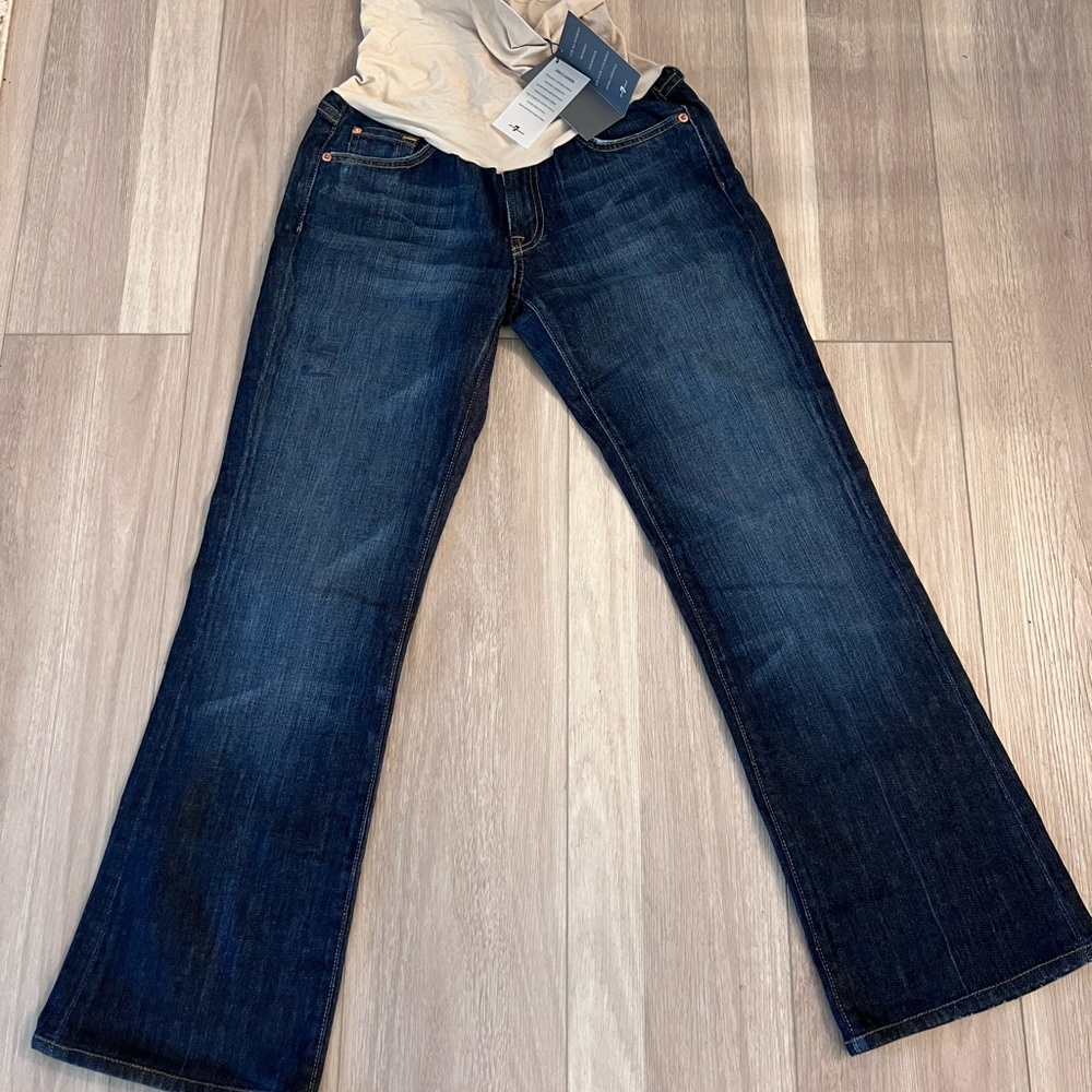 Brand new 7 maternity jeans. Size 28, 28 inch inseam